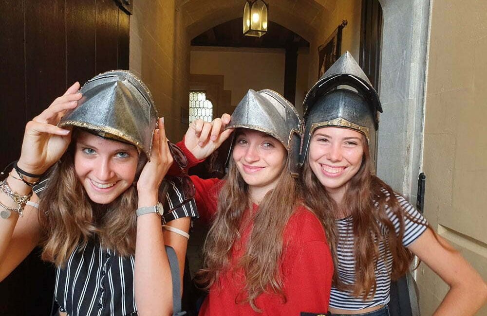 GITA A ARUNDEL CASTLE